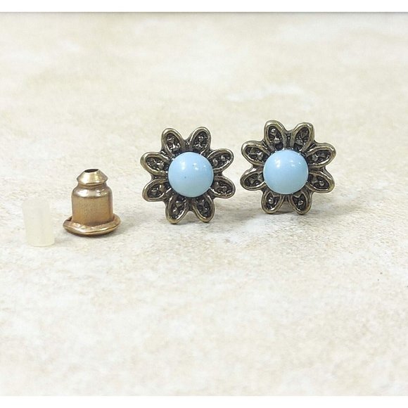 Silver Flower Stud Earrings Blue Stone Vintage Jewelry Jewel Trinket Gift f/Her - Picture 8 of 11